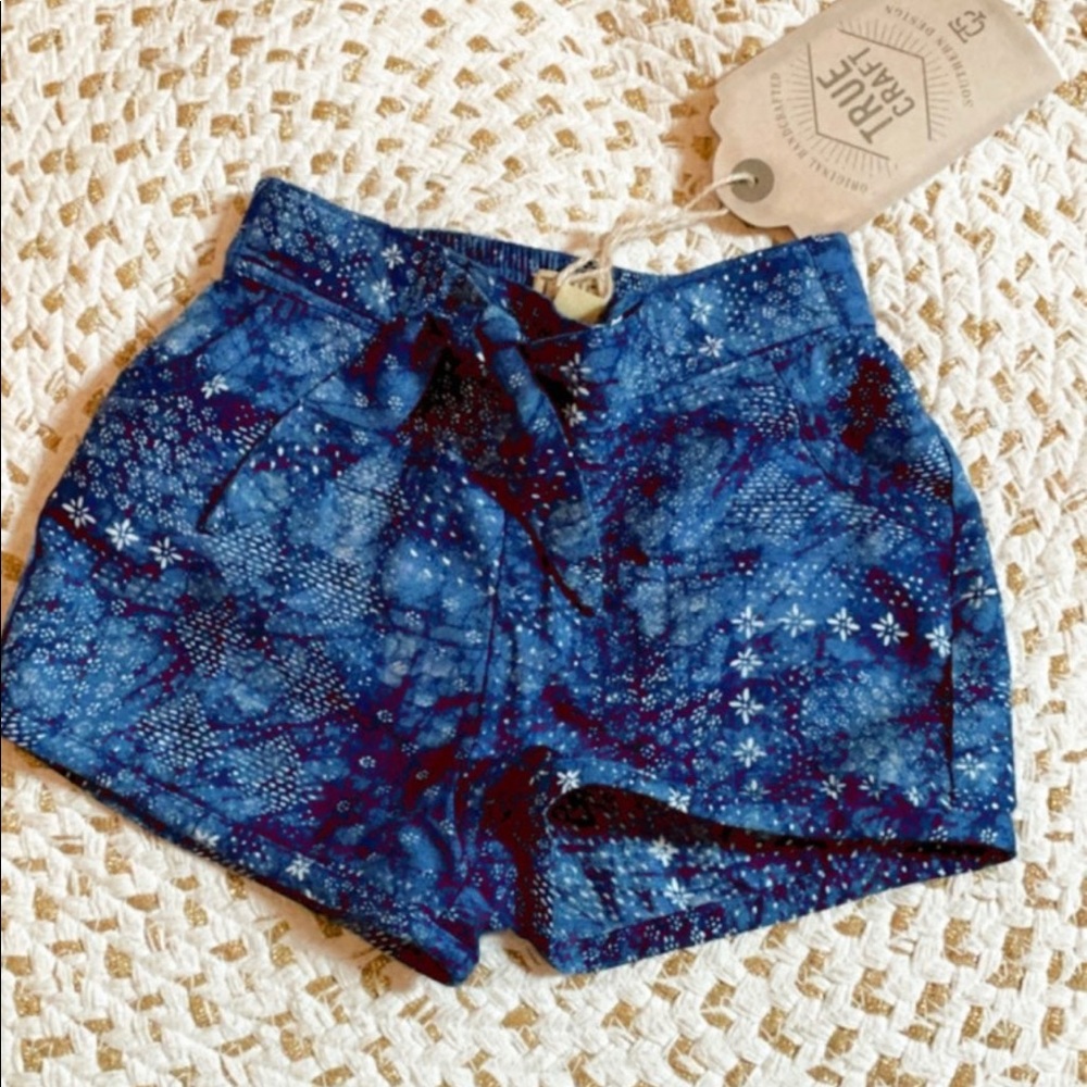 Toddler true craft shorts 🌊🤍
